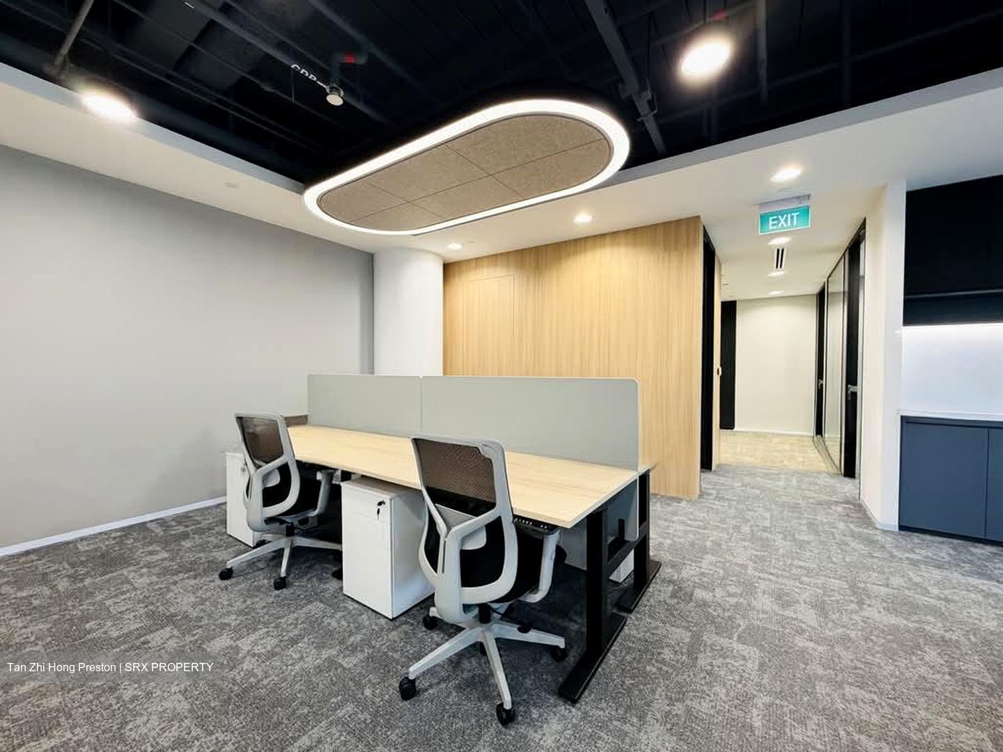 Chevron House (D1), Office #588636141